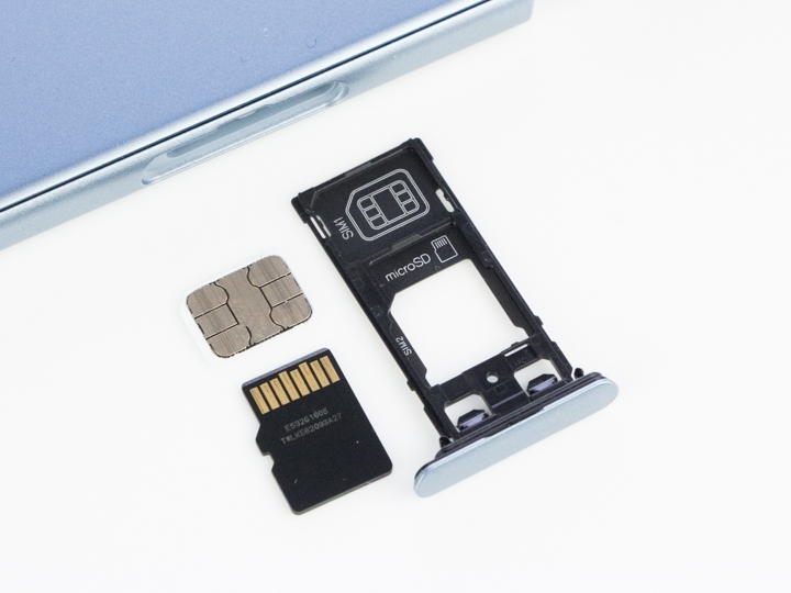 デュアルSIM版Xperia XZsはSIMカードとMicro SDカードの兼用トレイを採用 | juggly.cn