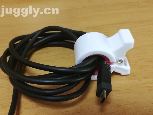 100円ショップグッズ8回目 Usbケーブルやイヤホンの持ち運びに役立つ コードクリップ Juggly Cn