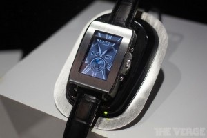 Toshiba-Smart-Watch